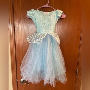 Princess dress size size 4-5
